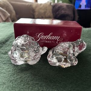 Gorham Garden Serenade Frog Turtle Lead Crystal Salt & Pepper w/ Stoppers